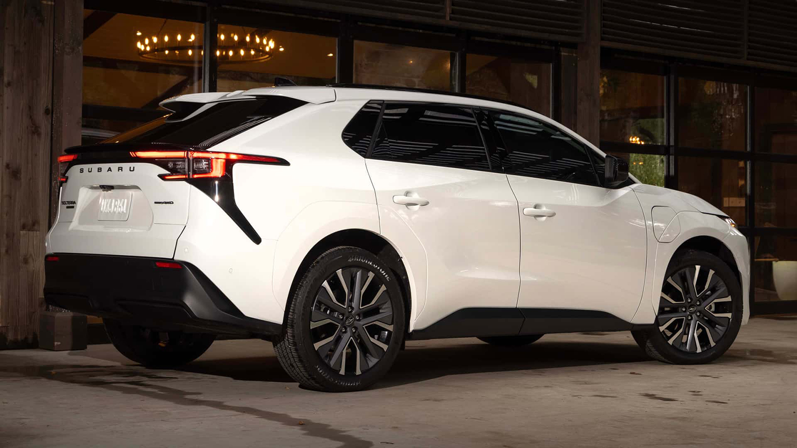 Subaru Solterra: Ανανεωμένο, ισχυρότερο και με επιπλέον αυτονομία